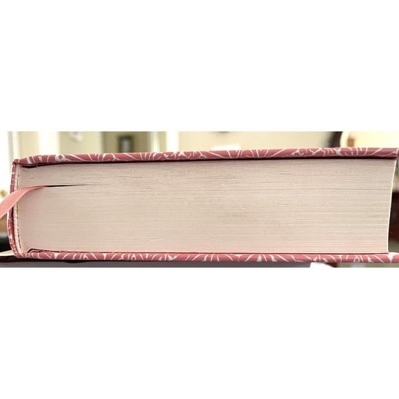 Simple Abundance Book A Daybook Of Comfort And Joy By Sarah Ban Breathnach - Picture 4 of 5